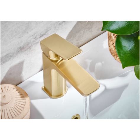 Scudo Muro Mono Basin Mixer Tap Brushed Brass