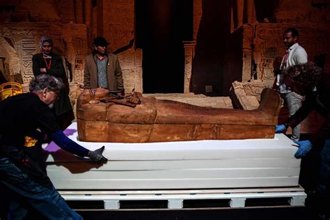 El Sarc Fago De Ramses Ii Sale De Egipto Por Primera Vez