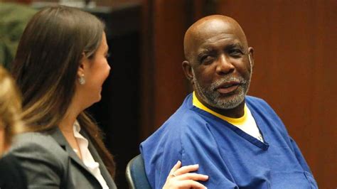 Man Exonerated For La Murder Walks Free After 32 Years Fox News