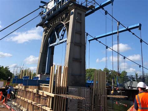 Travaux de réhabilitation du pont suspendu de Bonneuil Matours Union