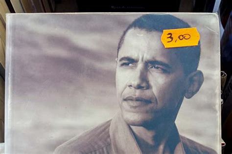 Effetto Trump A Napoli Spuntano Le Svendite Dei Libri Di Obama E Clinton