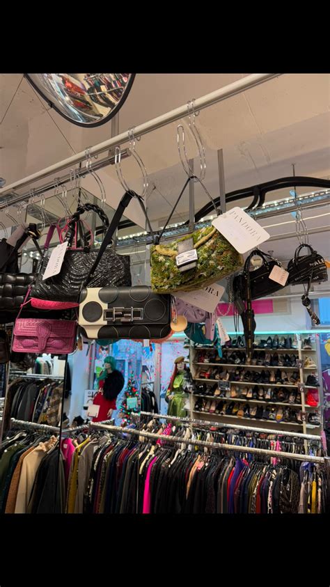 Julia Berit | no better feeling than getting dressed up in lingerie