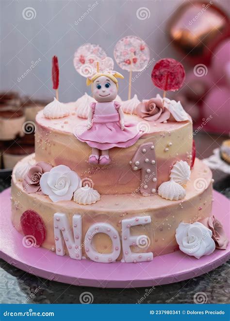 Birthday Cake for a Little Girl Stock Image - Image of roses, fashion ...