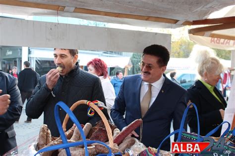 Foto S A Deschis T Rgul De Produse Tradi Ionale La Alba Iulia