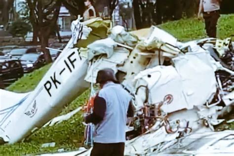 Pesawat Latih PK IFP Tipe Cessna 172 Jatuh Di Lapangan Sunburst BSD 3