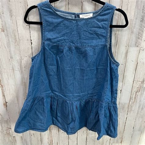 Beachlunchlounge Tops Nwt Beachlunchlounge Blue Chambray Tiered