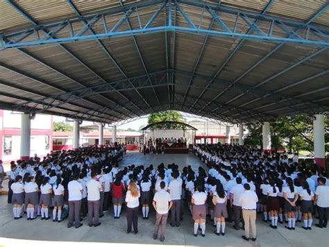 Rodrigo Calderón inaugura ciclo escolar en el CETIS 145 Diario Gráfico