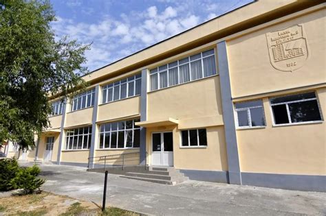 Prim Ria Craiova Continu Reabilitarea Infrastructurii Educa Ionale