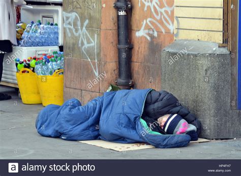 London Uk Homeless On Hi Res Stock Photography And Images