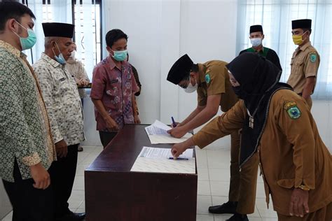 17 Pejabat Administrator Dan 3 Pejabat Fungsional Lingkup Pemkab Paluta