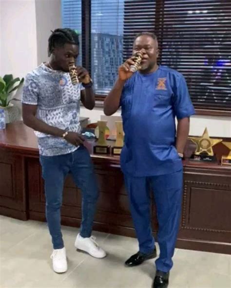 Adorable Video As Kuami Eugene Hangs Out With Dr Kwaku Oteng