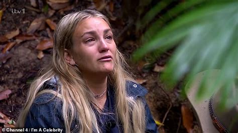 Im A Celebrity In Meltdown Jamie Lynn Spears Becomes Second Star To