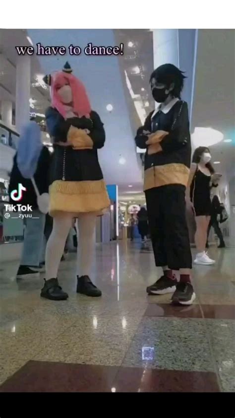 spy Family | Family cosplay, Funny cosplay, Cute anime couples