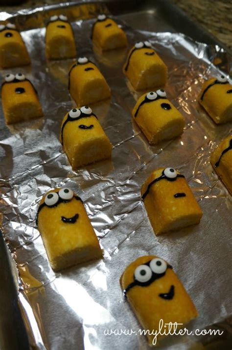 How To Make Minion Cupcakes Artofit