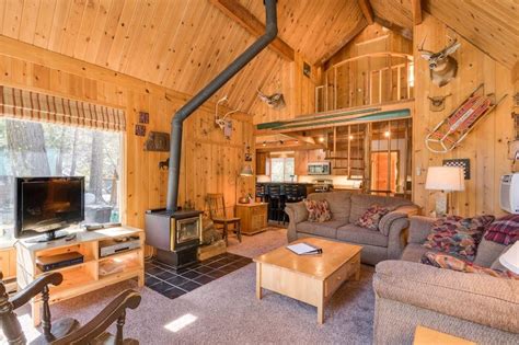 13 Best Airbnbs in Leavenworth, WA (Cabins, Hot Tubs, & More)