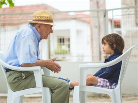 Cuáles son los beneficios de que los niños convivan con adultos