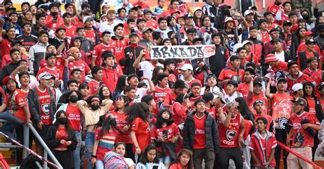 Cienciano Celebró Ante Magallanes En La Tarde Del Papá Ovación