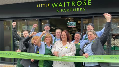 Waitrose rushden staff members receive praise for community support 13