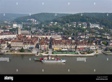 Caudebec en caux hi-res stock photography and images - Alamy