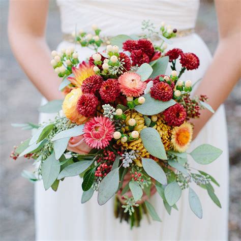 15 Fall Wedding Bouquets