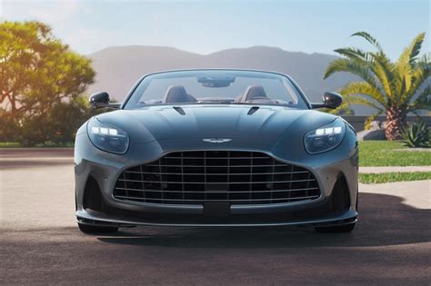 Diaporama et photos Aston Martin dévoile la DB12 Volante son nouveau