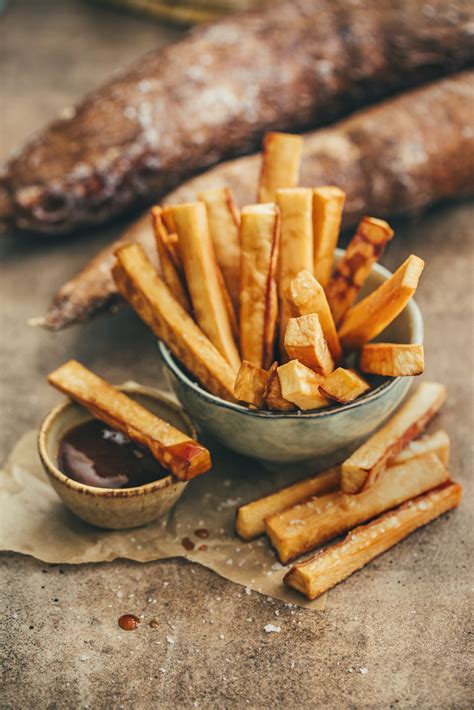 Frites De Manioc Sauce Aigre Douce Fresh