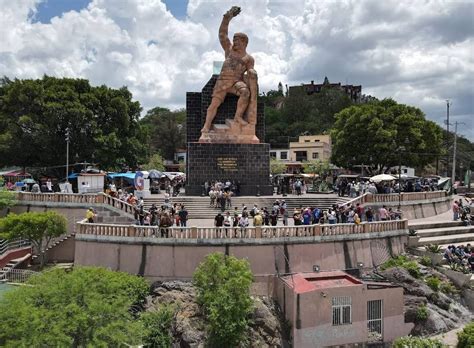 El Pípila el gigante que cuida la capital de Guanajuato Descubre México