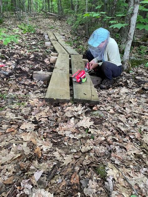 Business Nh Magazine How Nhs Trail Workers Make Hiking Possible