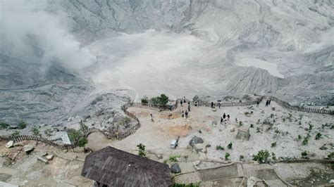 Ulasan Menarik Tangkuban Perahu Satu Gunung Tiga Kawah Natural