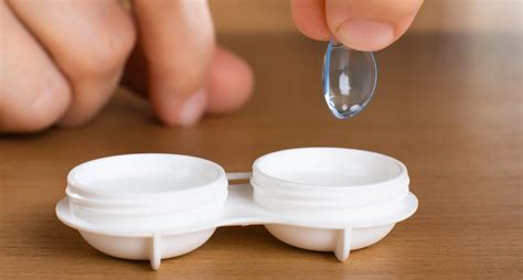 What Are The Benefits Of Wearing Daily Disposable Contact Lenses M