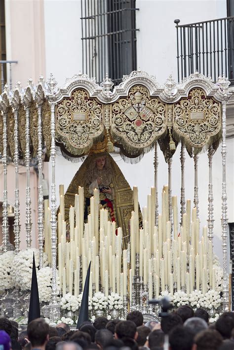 Estación De Penitencia A La Santa Iglesia Catedral Hermandad De Los