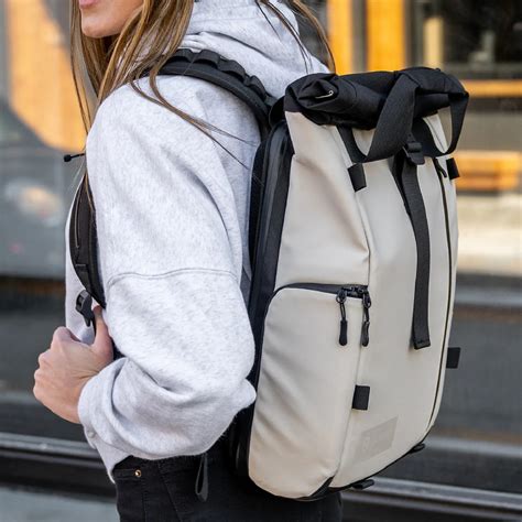 13 Lightweight Backpacks for Everyday Use