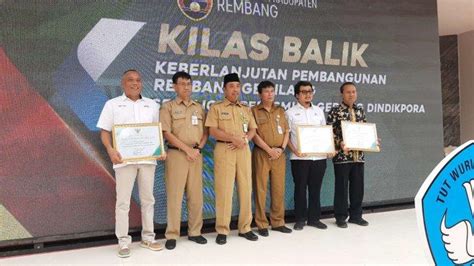 Semen Gresik Sumbang PAD Tertinggi Kabupaten Rembang Dan Raih Apresiasi