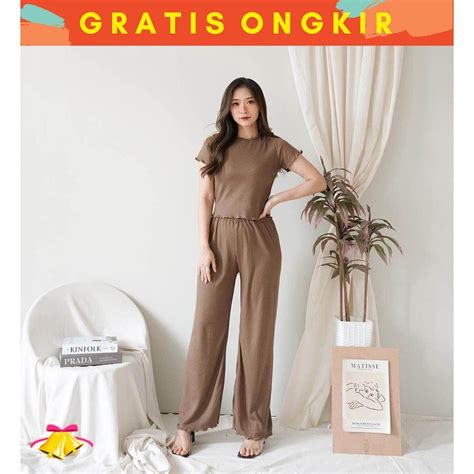 Rib Knit Set Choco Fesyen Wanita Pakaian Wanita Jumpsuits Di Carousell