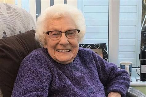 Meet The 100 Year Old Great Grandmother Who Loves Fitnesses Classes