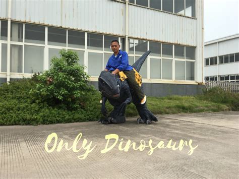 Velociraptor Costume With Digitigrade Stilt | Only Dinosaurs