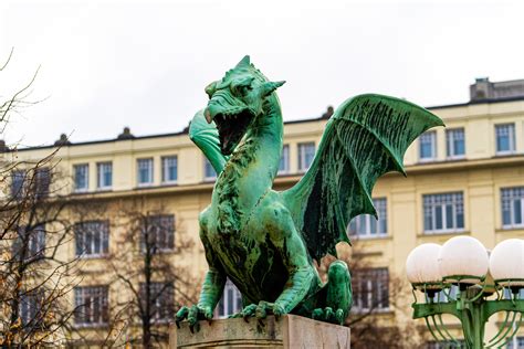 Ljubljana's Dragon Bridge. – coasterpix