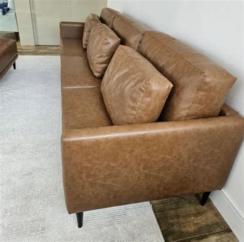 Sofa Couro Caramelo No Brasil