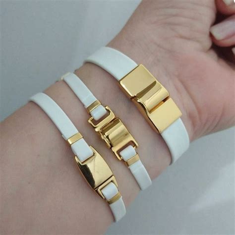 Mix pulseiras douradas courino Branco Pulsação Foco Nessamoa