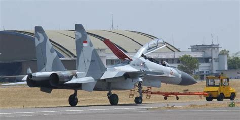 Dua jet tempur Sukhoi baru perkuat TNI AU | merdeka.com