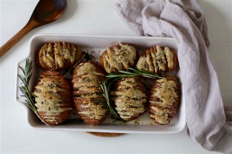 HASSELBACK POTATOES WITH ROSEMARY CASHEW CREAM • The Antidote Kitchen