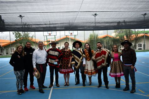 4 Muestra y Campeonato de cueca DSV Colegio Alemán