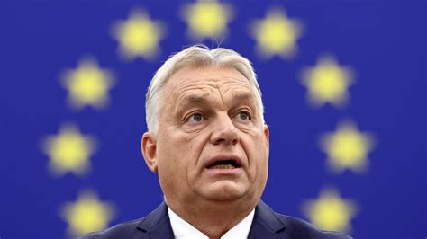 Discours Mouvement Du Nationaliste Viktor Orban Devant Le Parlement