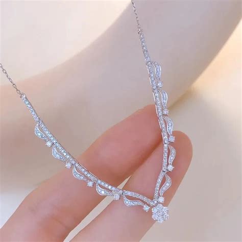 18k Real White Gold Diamonds Flower Pendant Necklaces