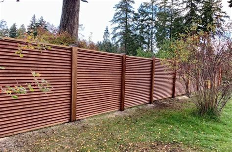 40 Corrugated Metal Fence Ideas To Create A Private Space With A Low