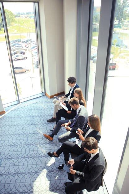 Premium Photo Business People Waiting For Job Interview