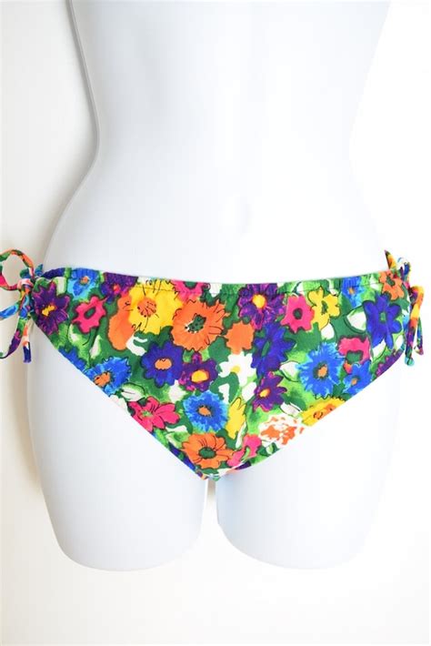 Vintage 60s Bikini Swimsuit Watercolor Floral Print T Gem