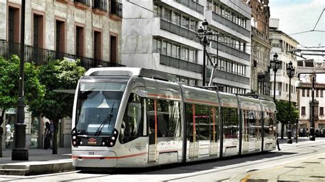 Moverse por Sevilla en metro bus tranvía bici y taxi Horarios