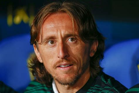 Vibes Foot On Twitter Luka Modric Devrait Prolonger Son Contrat