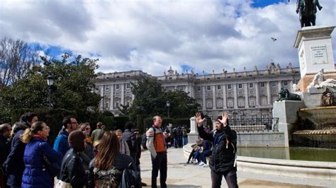 Tour Privato Di Madrid Museo Del Prado E Palazzo Reale GetYourGuide